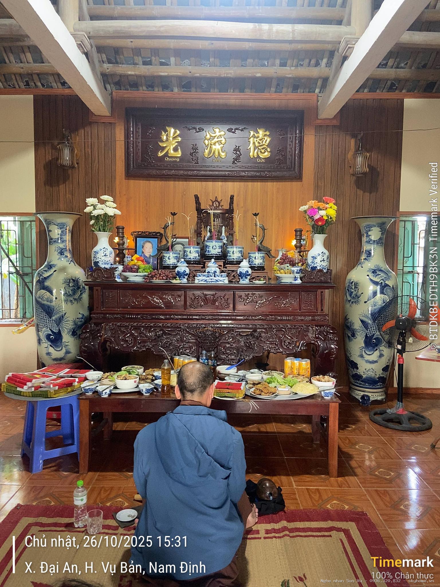 Bộ bàn thờ và hoành phi câu đối cho nhà thờ ở Thái Bình - Chế tác bởi Nghệ nhân Sơn Vũ